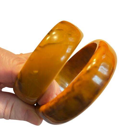 Chunky Vintage Bakelite bracelets (2) swirled caramel & chocolate wide width - Picture 3 of 7